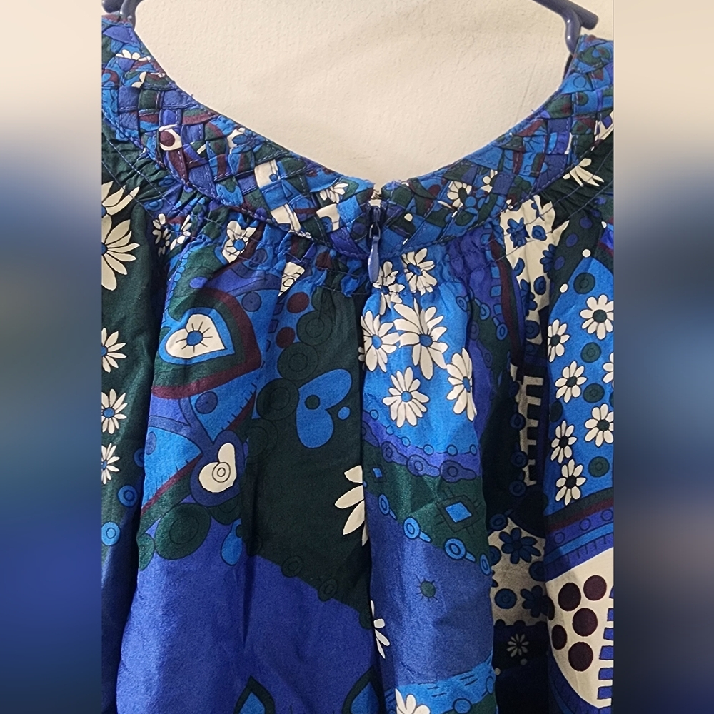 Sea New York Blue Floral Paisley Top, Size Small, 100 %‎ Silk. - Picture 3 of 11